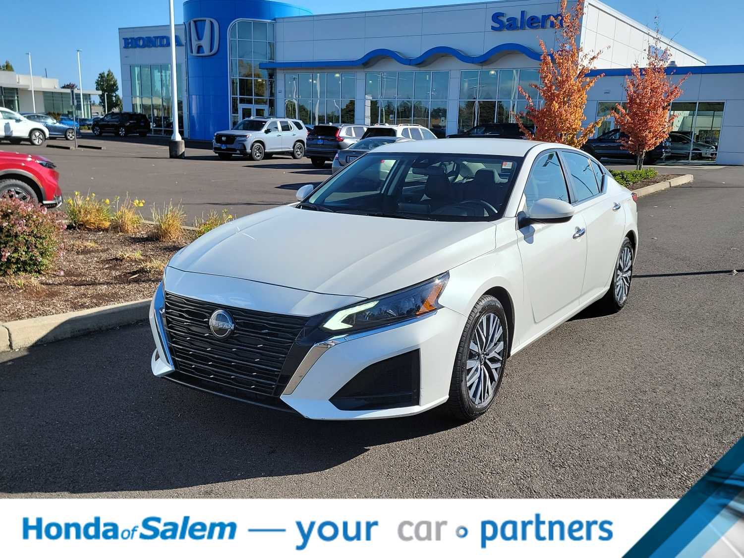 Used 2023 Nissan Altima 2.5 SV