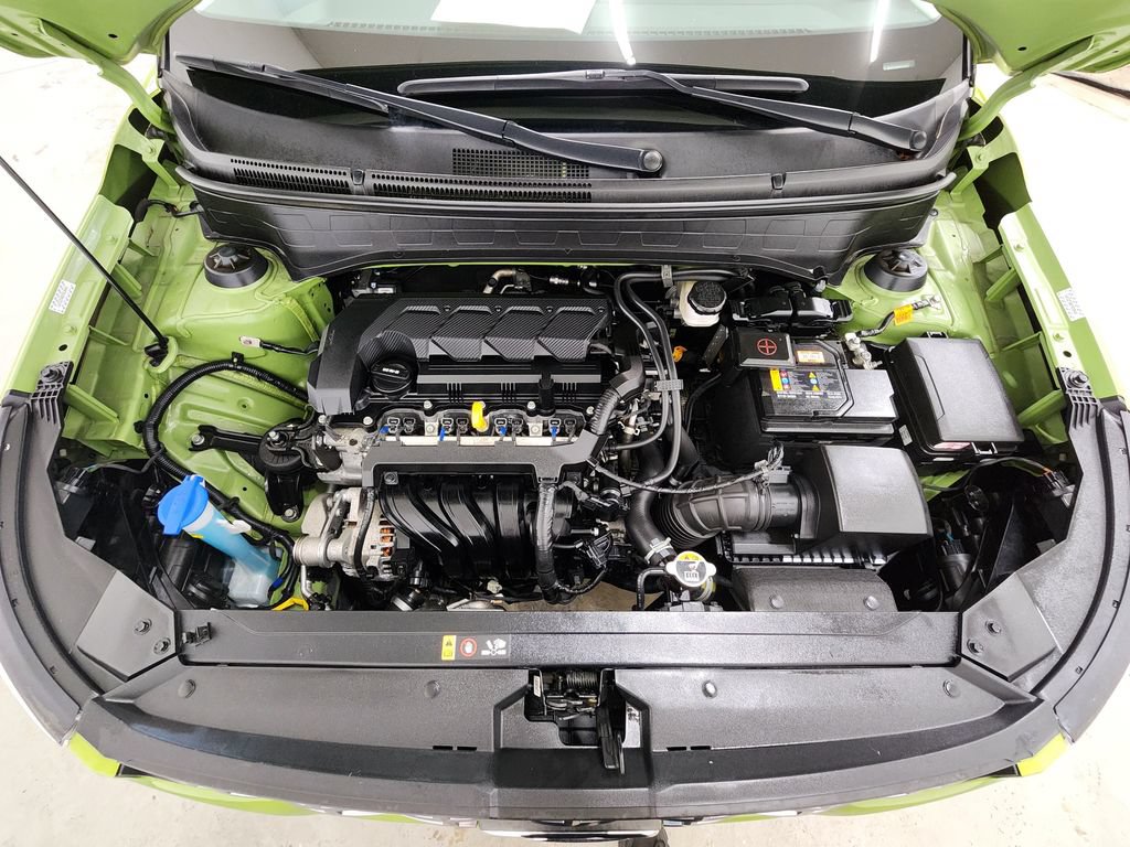 Used 2023 Hyundai Venue SEL w/ Cargo Package FWD image 34