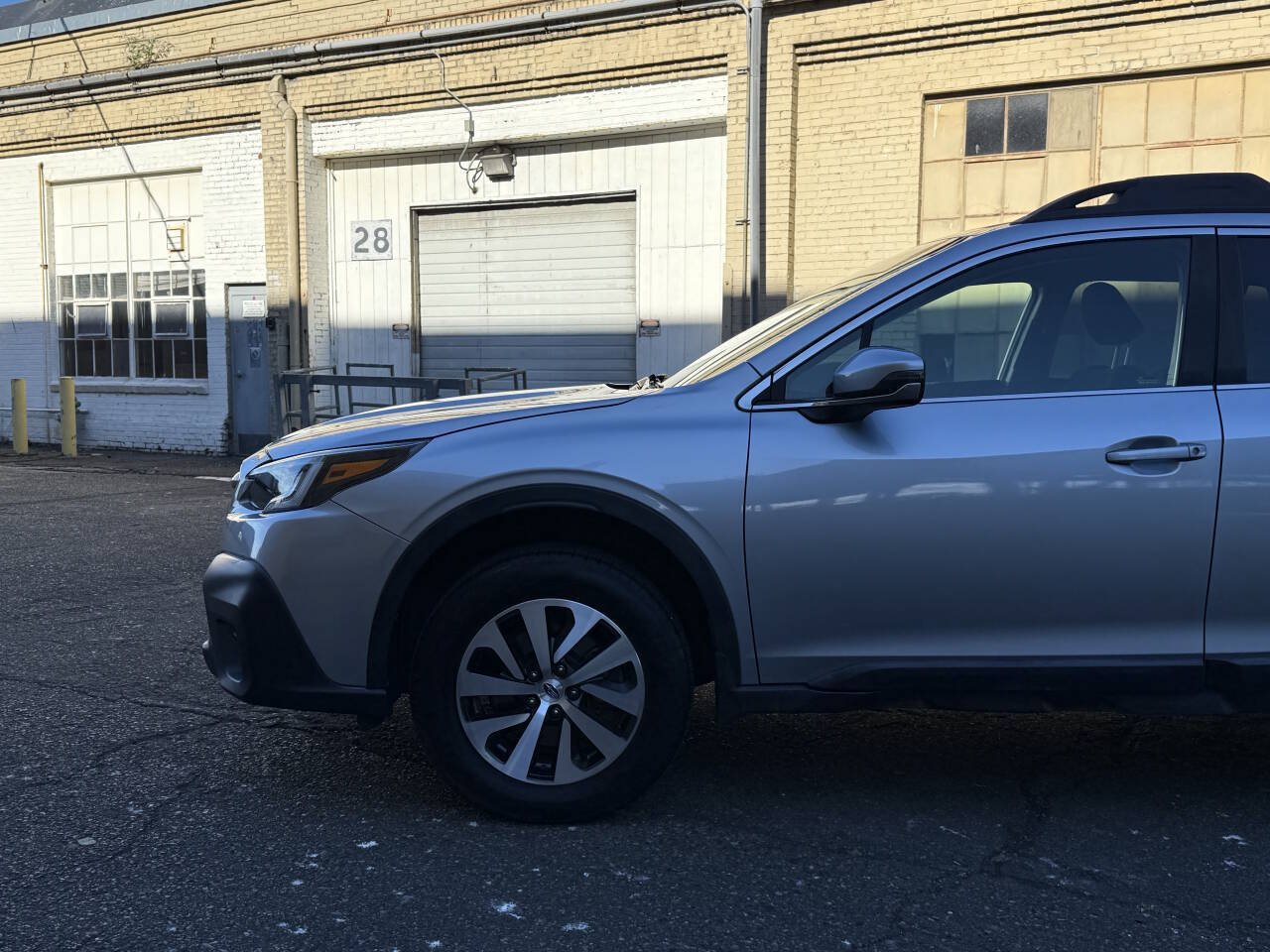 Used 2020 Subaru Outback Premium AWD/4WD image 16