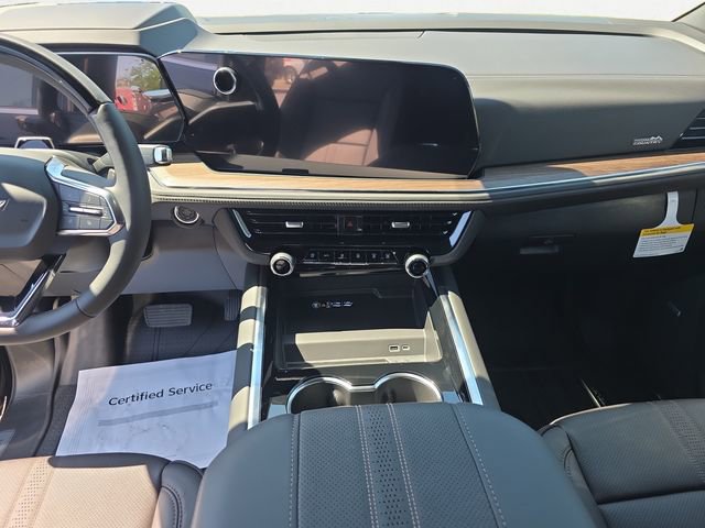 New 2026 Chevrolet Tahoe High Country AWD/4WD image 11