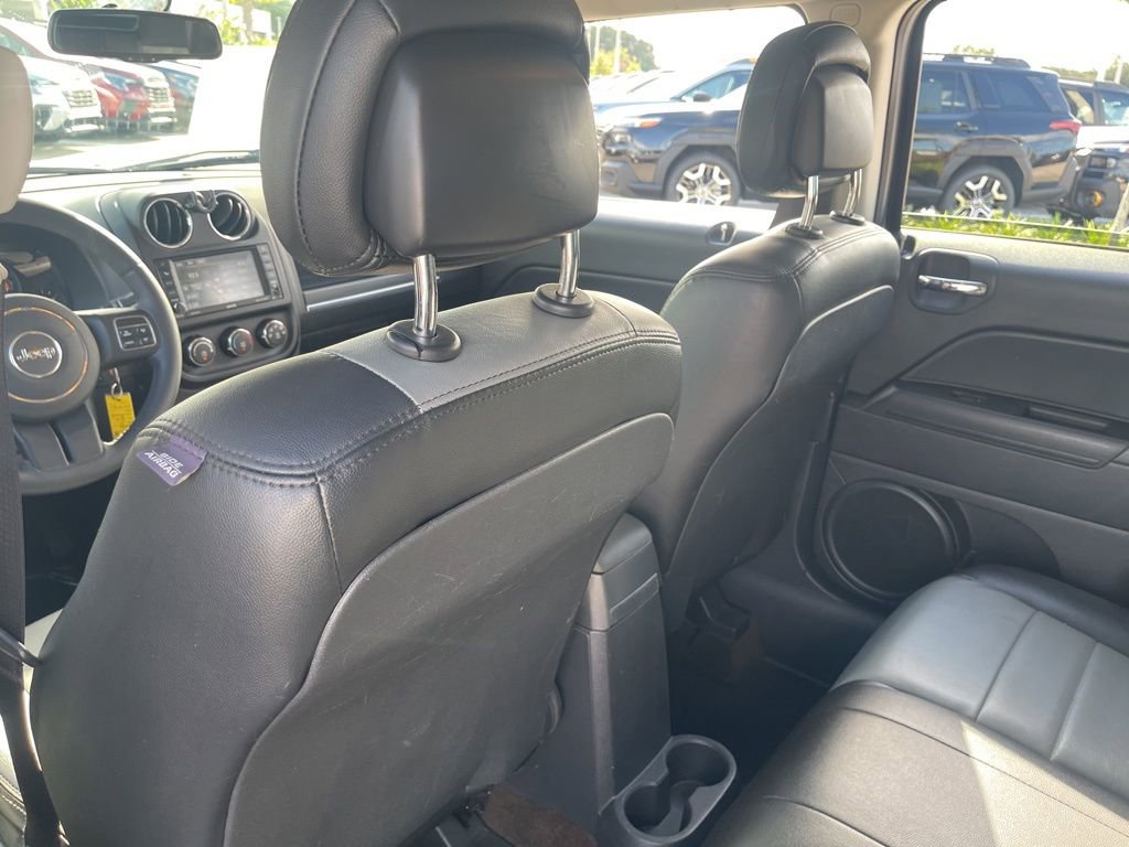 Used 2015 Jeep Patriot Latitude FWD image 19