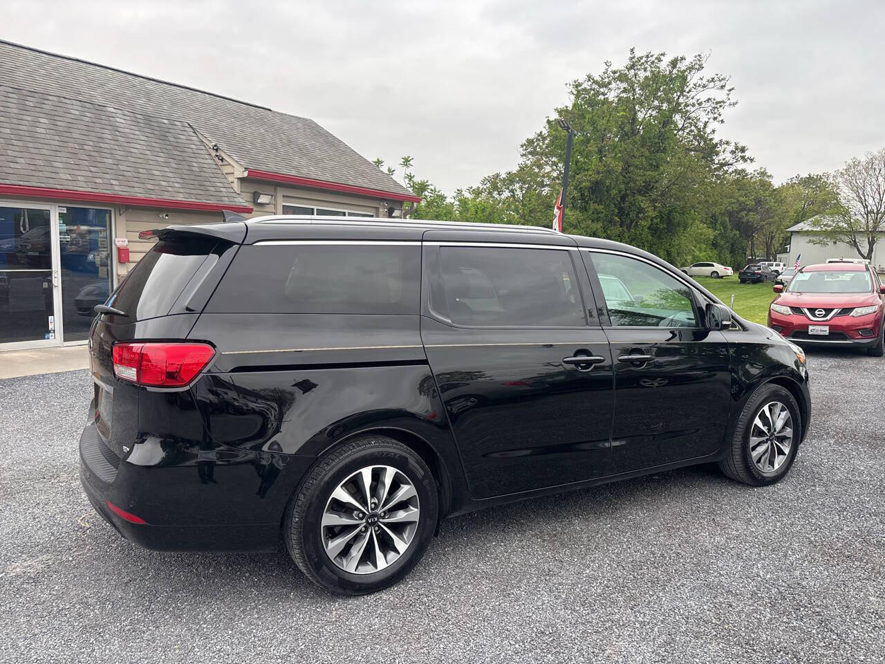 Used 2015 Kia Sedona SX FWD image 6