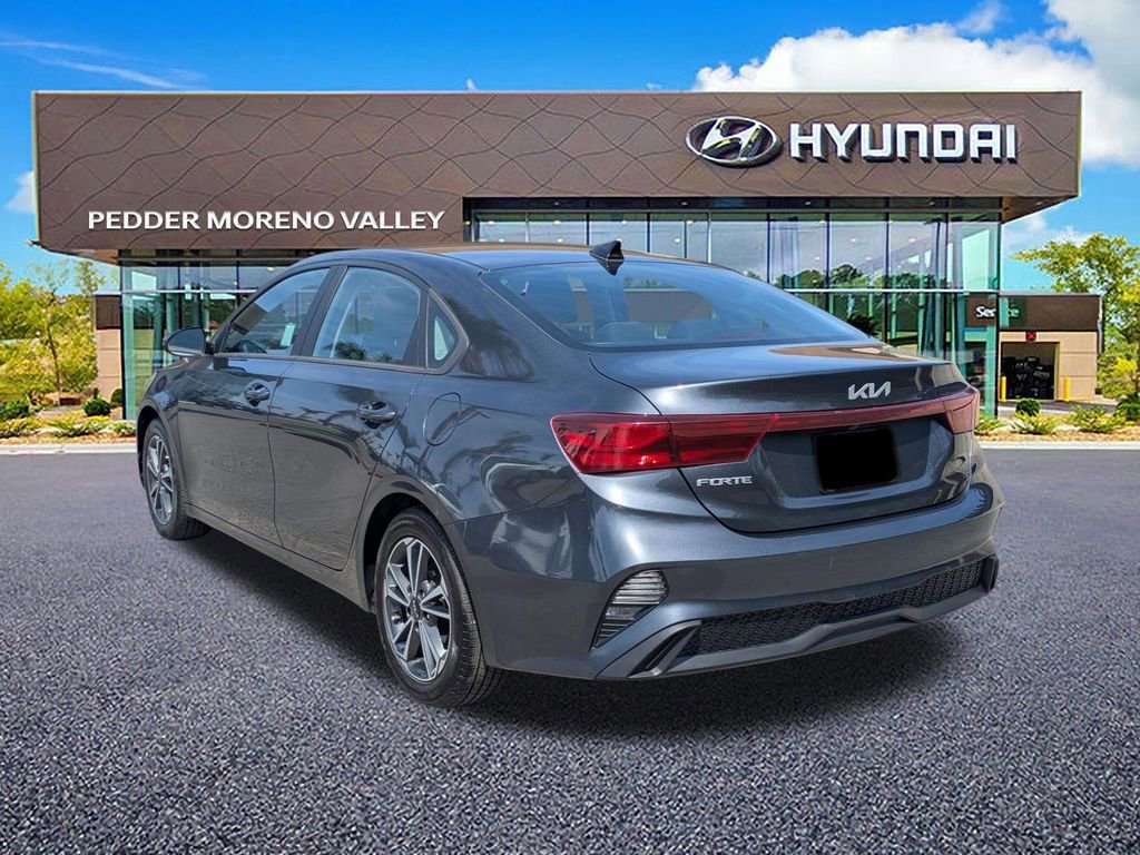 Used 2023 Kia Forte LXS w/ LXS Technology Package image 5