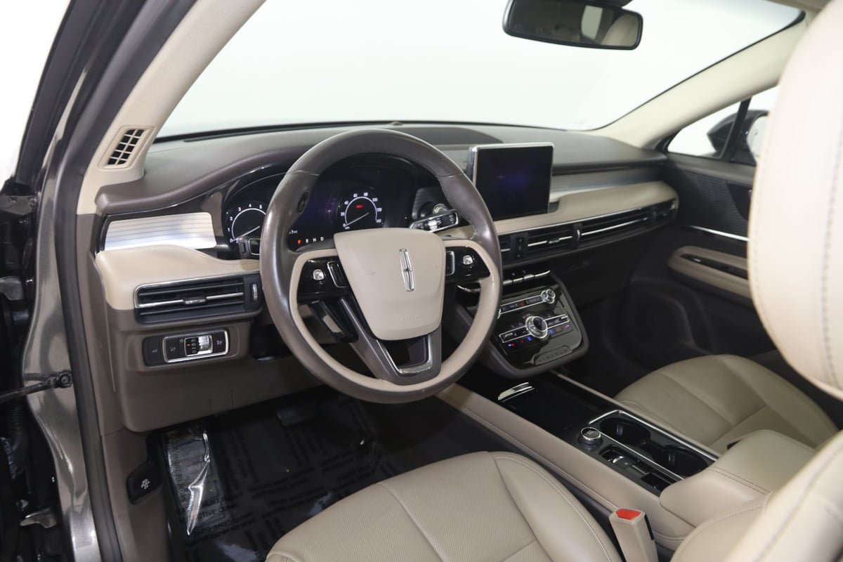 Used 2020 Lincoln Corsair AWD w/ Equipment Group 101A image 25