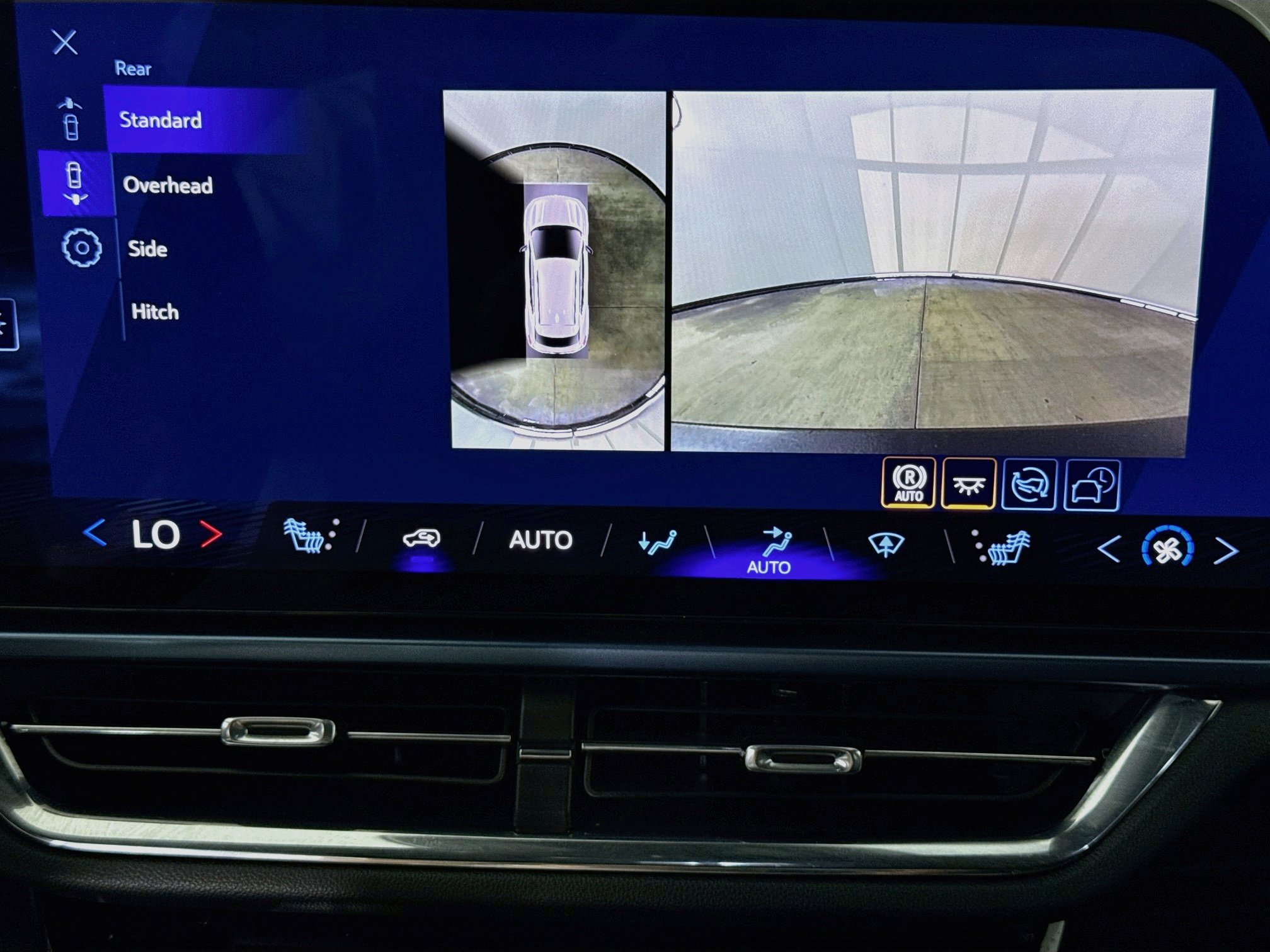 Used 2026 Chevrolet Equinox EV LT w/ LPO, All-Weather Mat Package FWD image 16