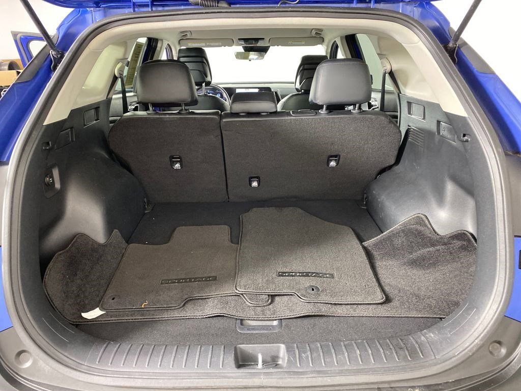 Used 2023 Kia Sportage EX image 28