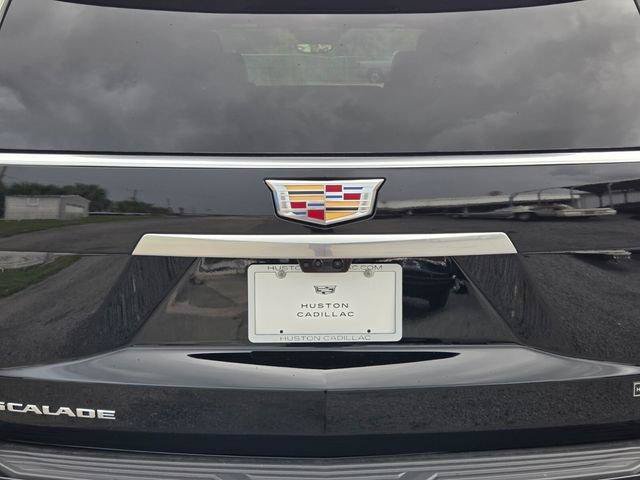 New 2026 Cadillac Escalade Luxury AWD/4WD image 13