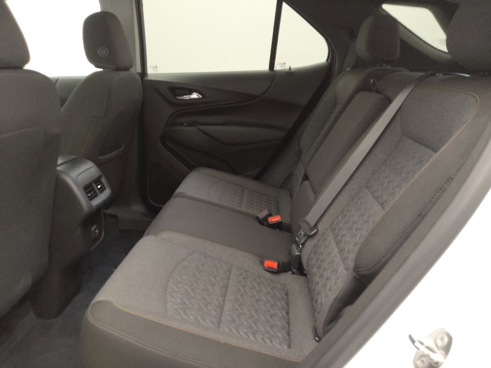 Used 2022 Chevrolet Equinox LT image 18