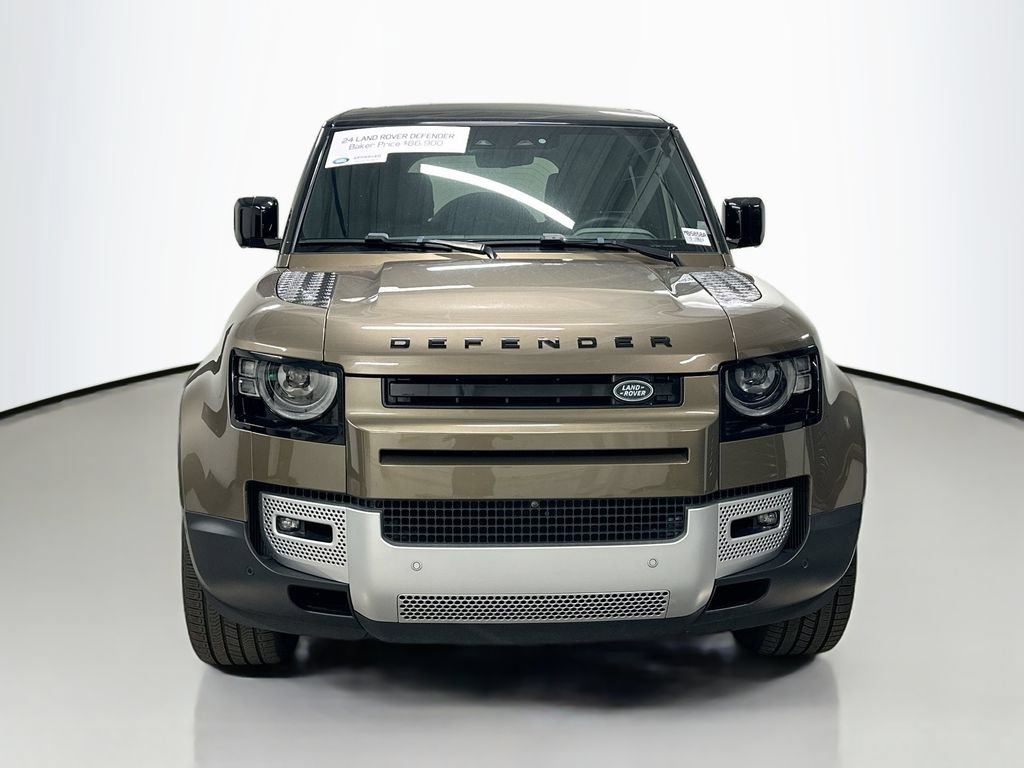 Used 2024 Land Rover Defender 110 SE AWD/4WD image 6