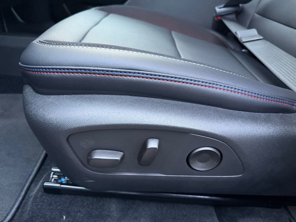 New 2026 Chevrolet Equinox EV RS image 17