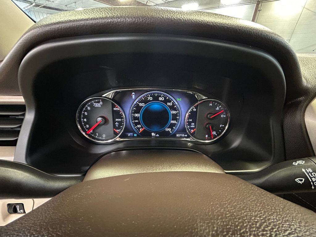 Used 2017 GMC Acadia Denali w/ Technology Package AWD/4WD image 22