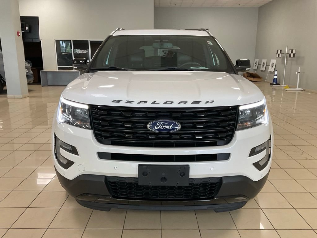 Used 2017 Ford Explorer Sport AWD/4WD image 2