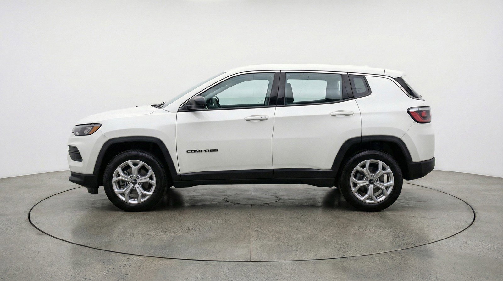 Used 2025 Jeep Compass Latitude image 5