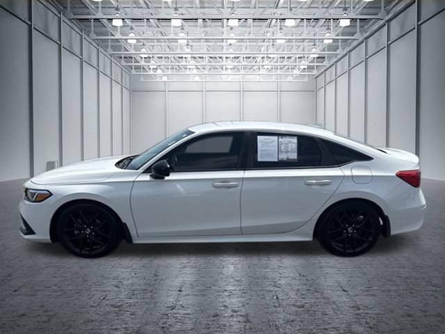 Used 2023 Honda Civic Sport image 2