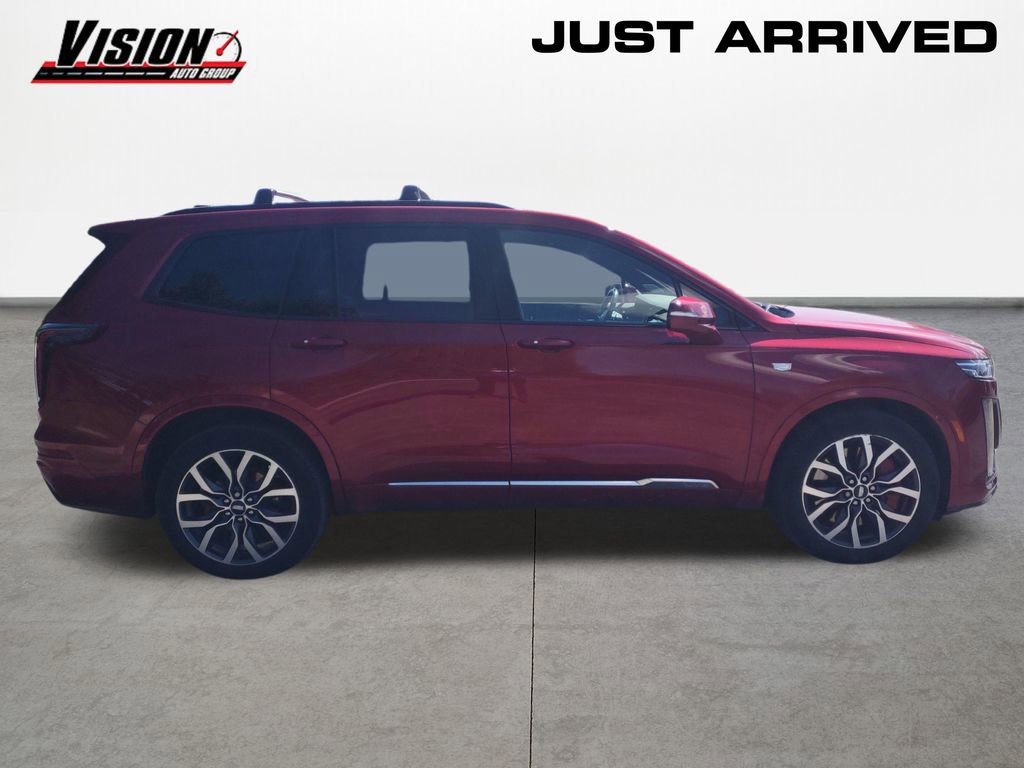 Used 2024 Cadillac XT6 Sport w/ LPO, Floor Liner Package AWD/4WD image 6