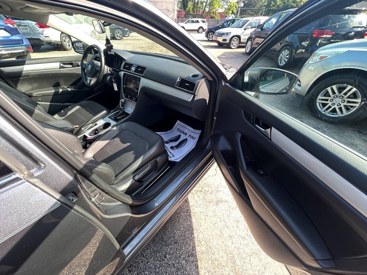 Used 2013 Volkswagen Passat 2.5 SE FWD image 9