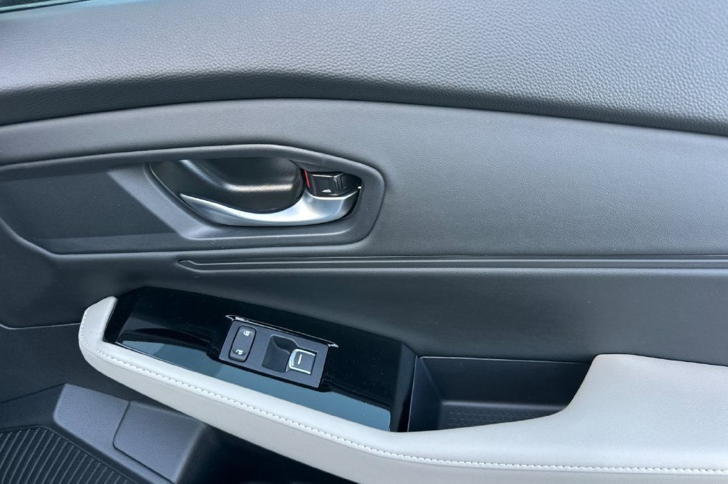 New 2026 Honda Accord Touring image 18