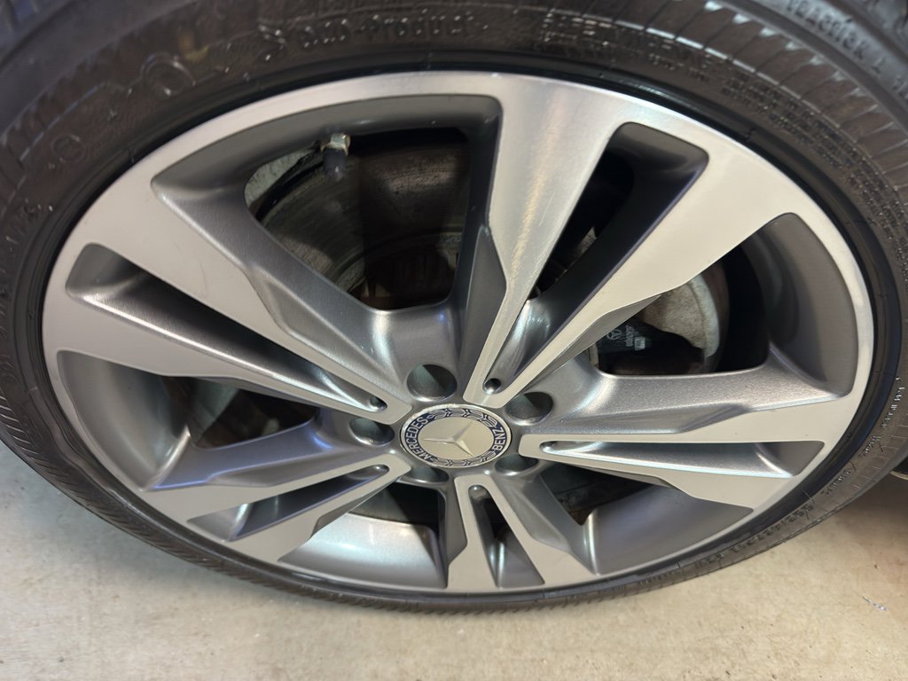 Used 2015 Mercedes-Benz C 300 4MATIC Sedan image 32