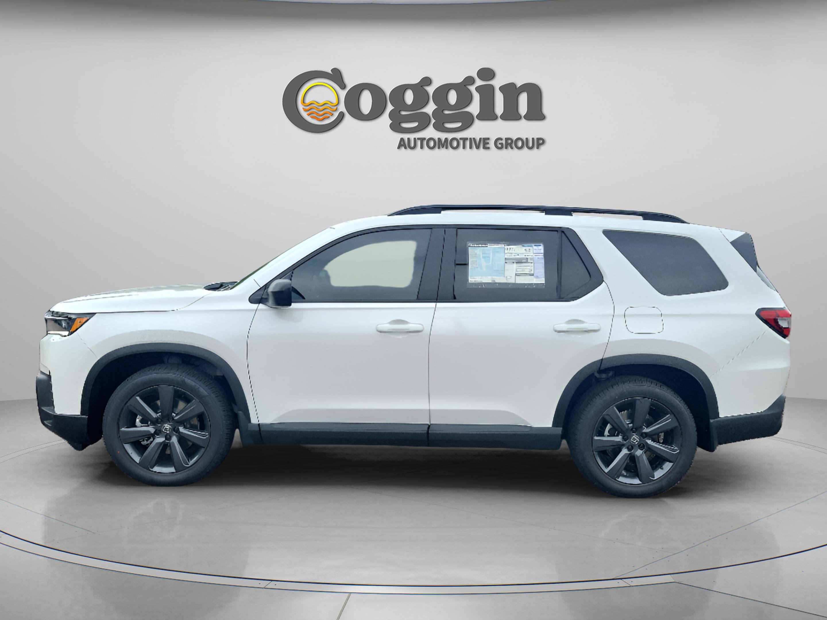 New 2026 Honda Pilot Sport image 2