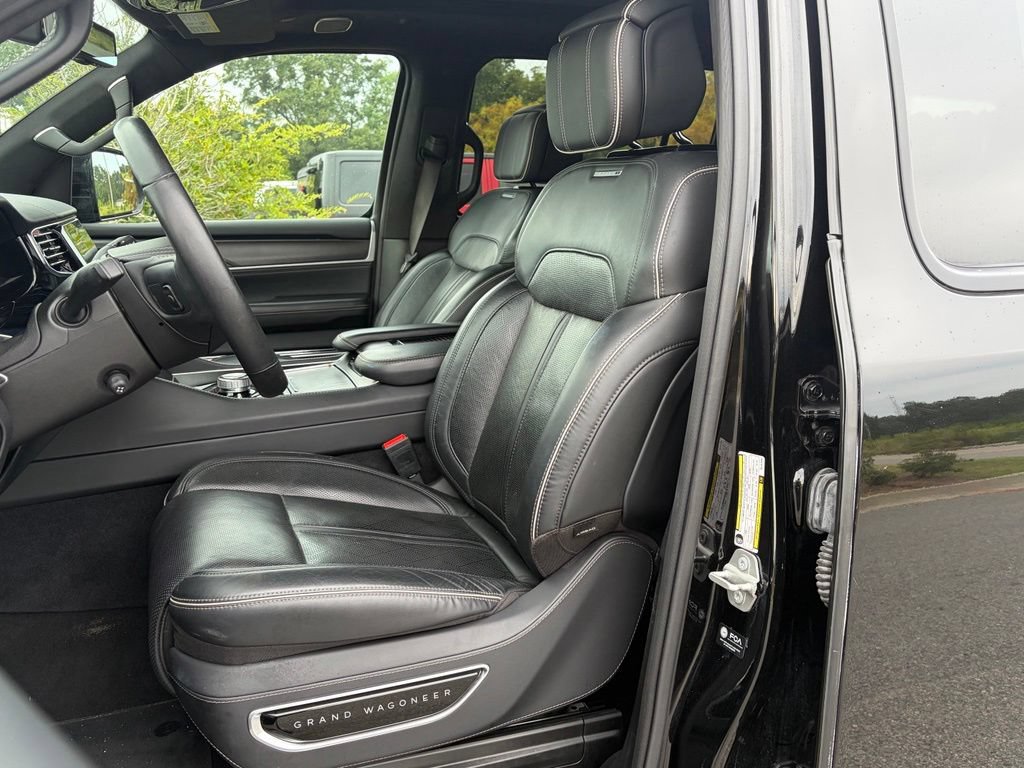 Used 2024 Jeep Grand Wagoneer Series II Obsidian w/ Quick Order Packagew 28T AWD/4WD image 36