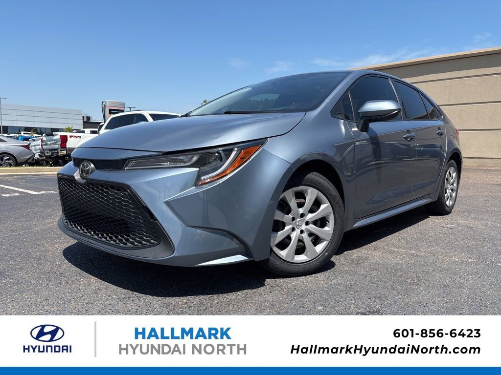 Used 2021 Toyota Corolla LE FWD image 1