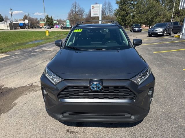 Used 2021 Toyota RAV4 XLE w/ Convenience Package image 8