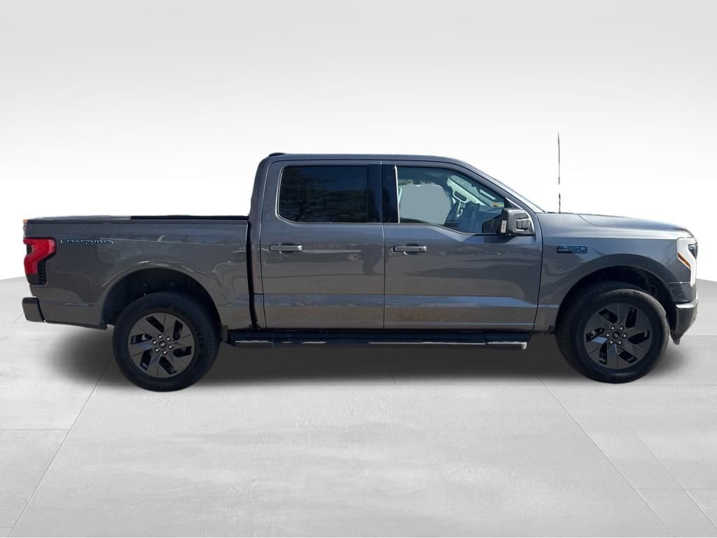 Used 2025 Ford F150 Lightning Flash image 6