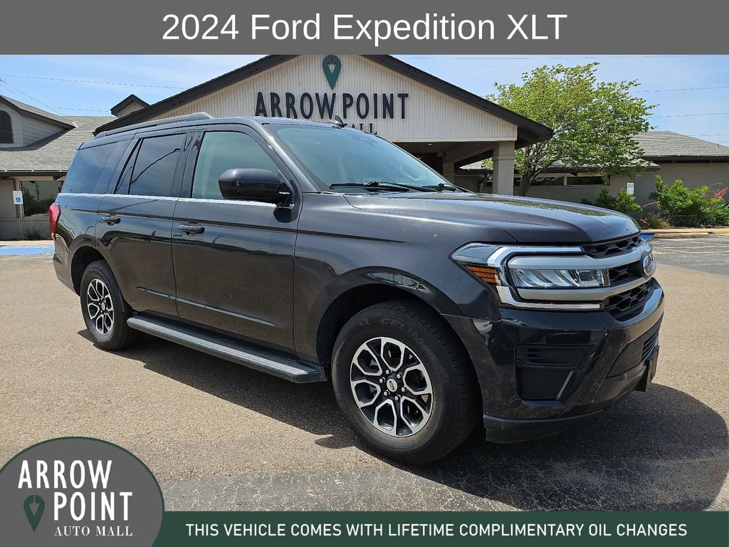 Used 2024 Ford Expedition XLT RWD image 1