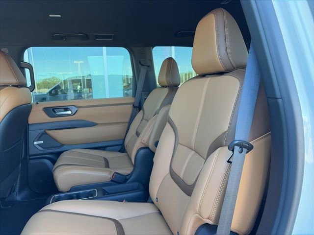 New 2026 Nissan Armada SL w/ Captain's Chari Seat Package image 19