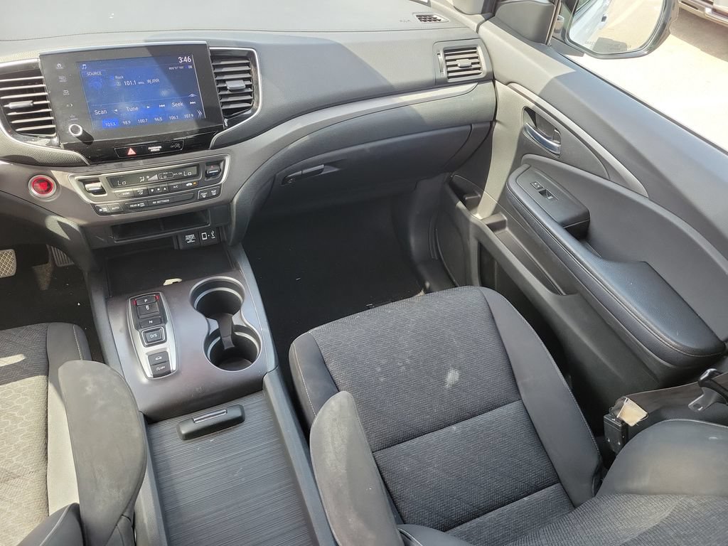 Used 2023 Honda Ridgeline Sport image 10