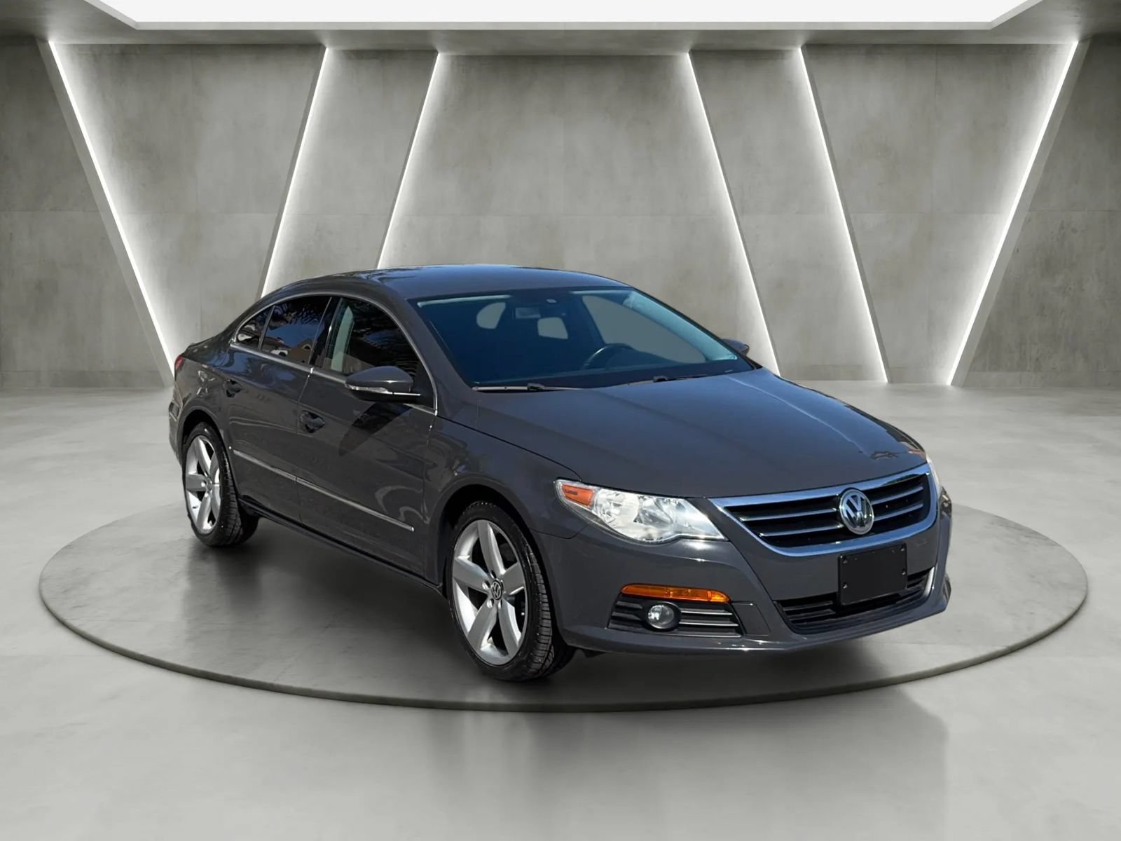 Used 2012 Volkswagen CC Lux Limited FWD image 12