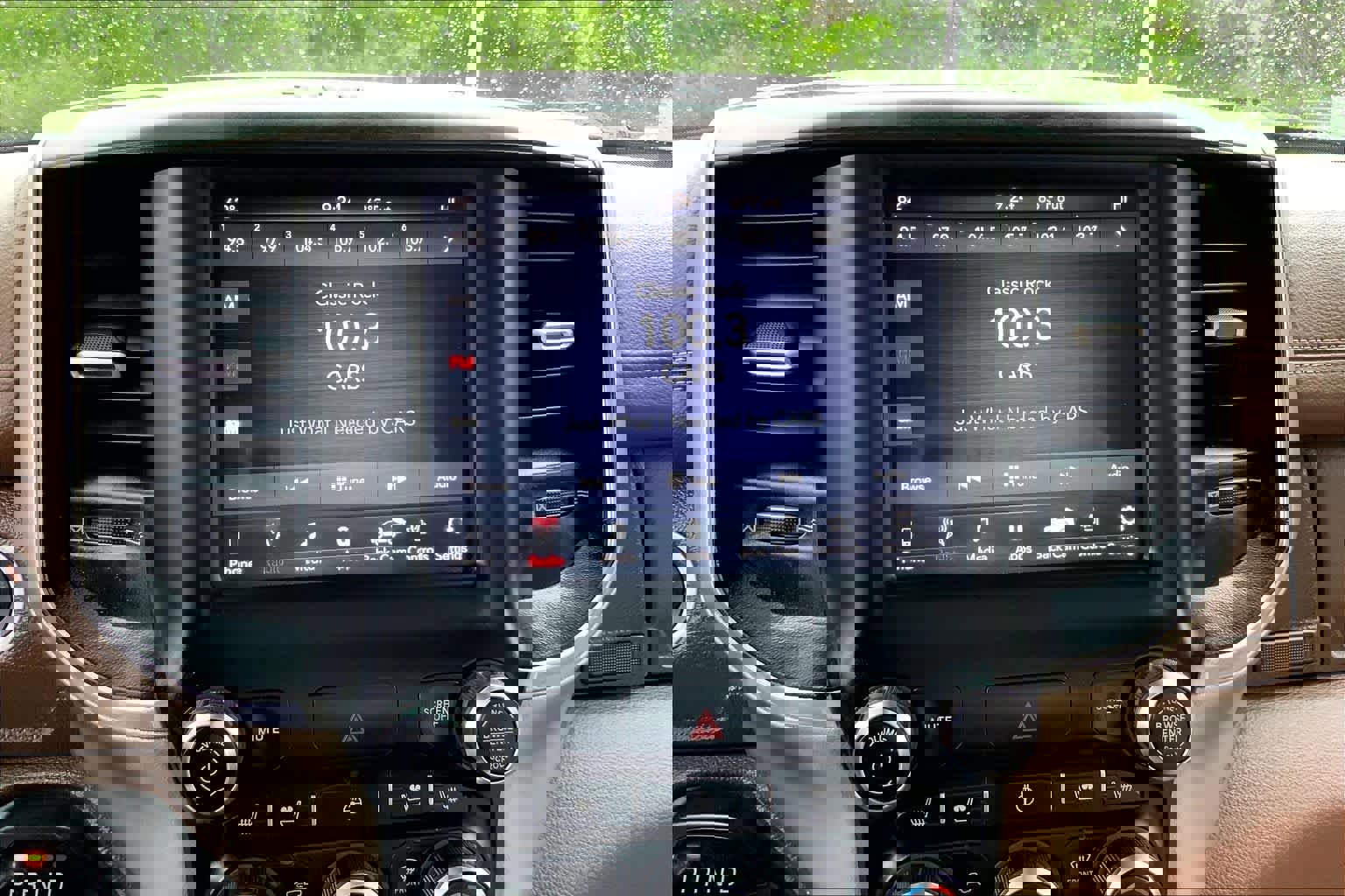 Used 2021 RAM 1500 Laramie AWD/4WD image 31