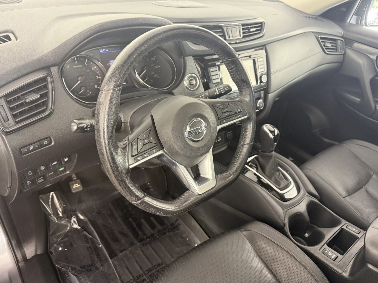 Used 2018 Nissan Rogue SL w/ Premium Package AWD/4WD image 15