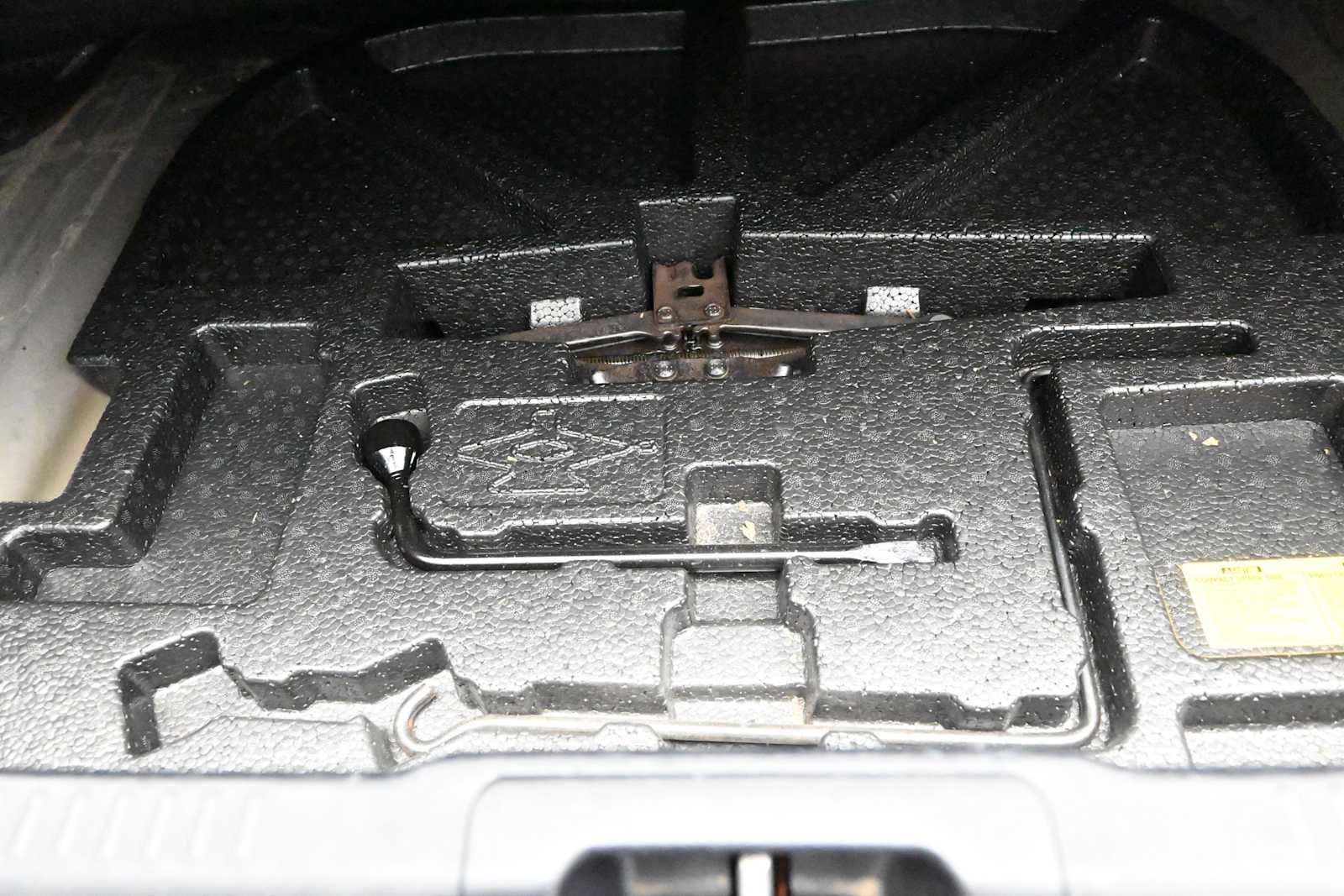 Used 2014 Toyota Camry SE FWD image 57