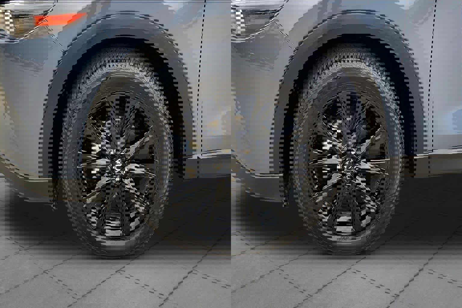 Used 2023 MAZDA CX-5 Carbon Edition image 11