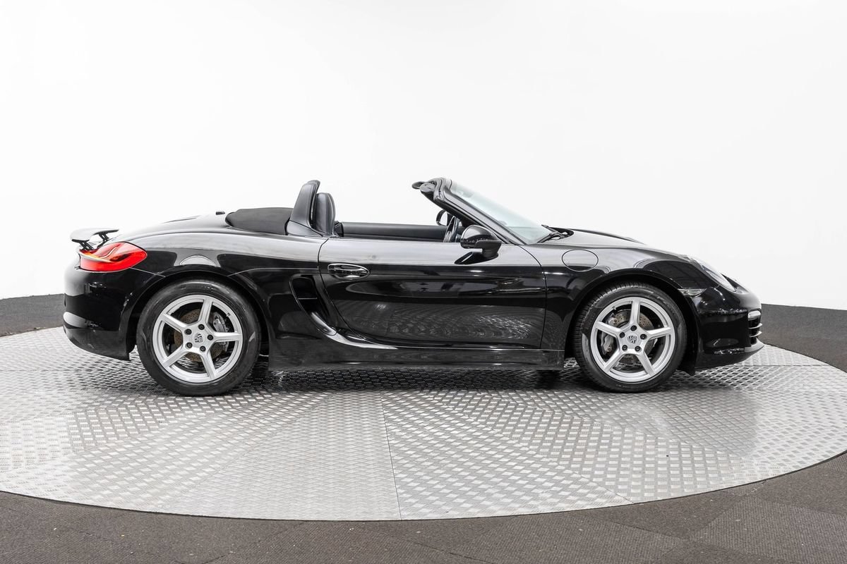 Used 2014 Porsche Boxster RWD image 9