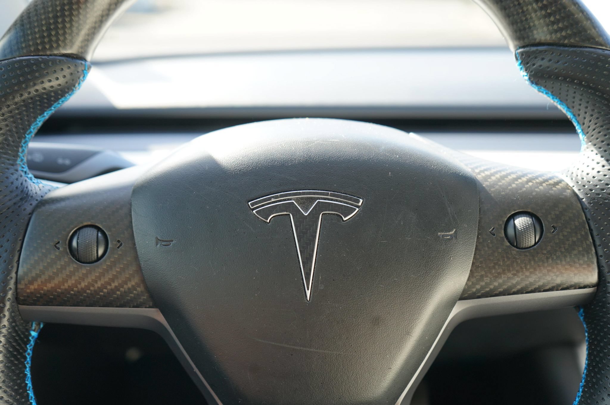 Used 2018 Tesla Model 3 Long Range AWD/4WD image 19