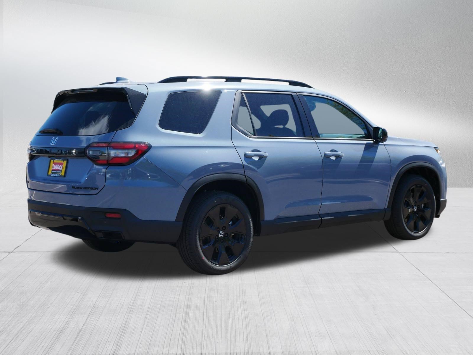 New 2026 Honda Pilot Black Edition image 7
