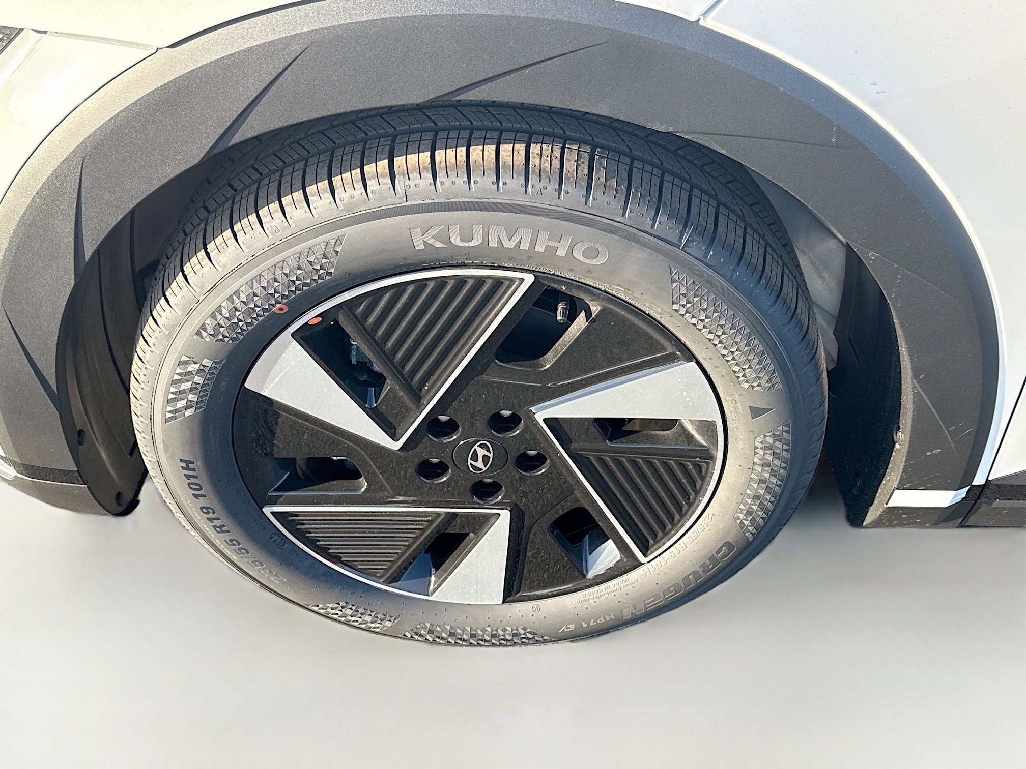 New 2026 Hyundai Ioniq 5 SEL image 24