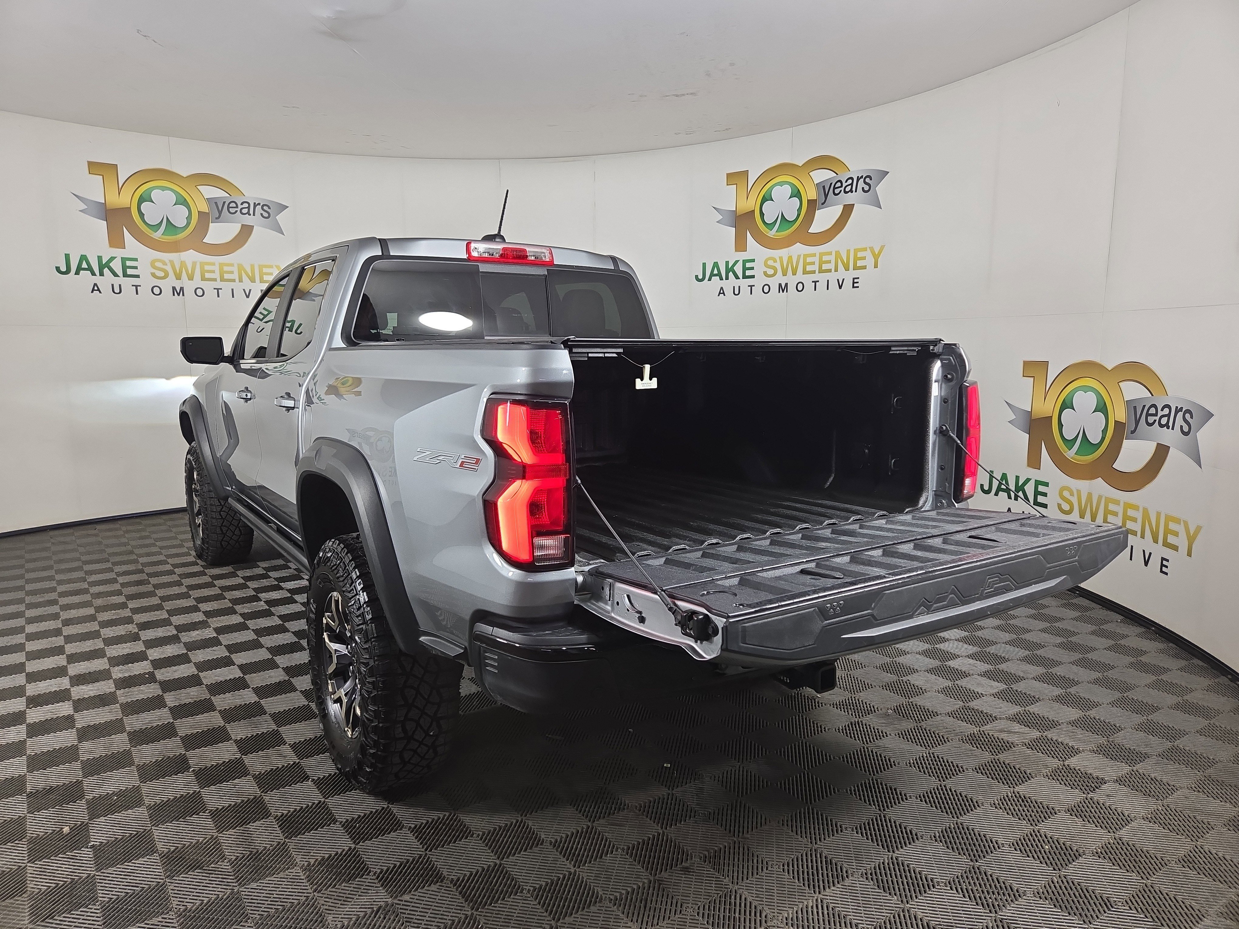 Certified 2024 Chevrolet Colorado ZR2 w/ ZR2 Convenience Package III image 33