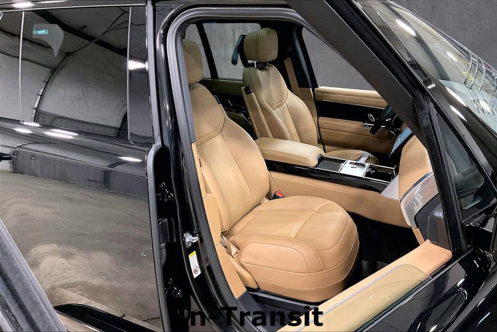 Used 2026 Land Rover Range Rover SE AWD/4WD image 29