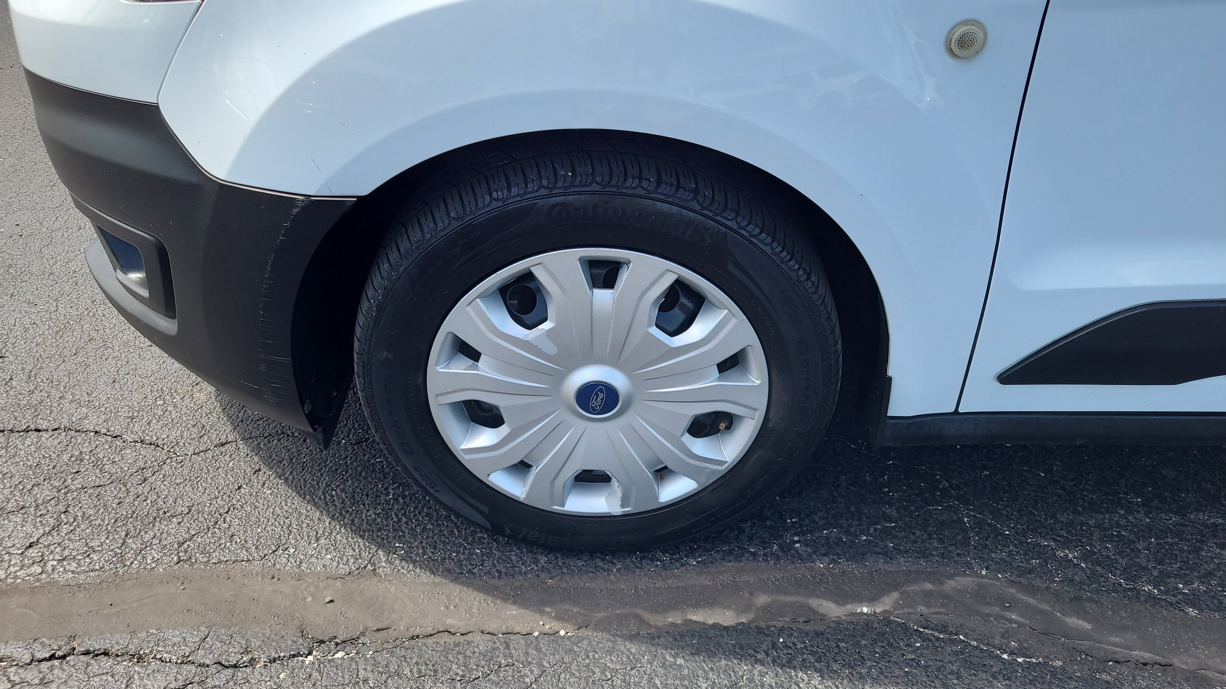 Used 2019 Ford Transit Connect XL image 11