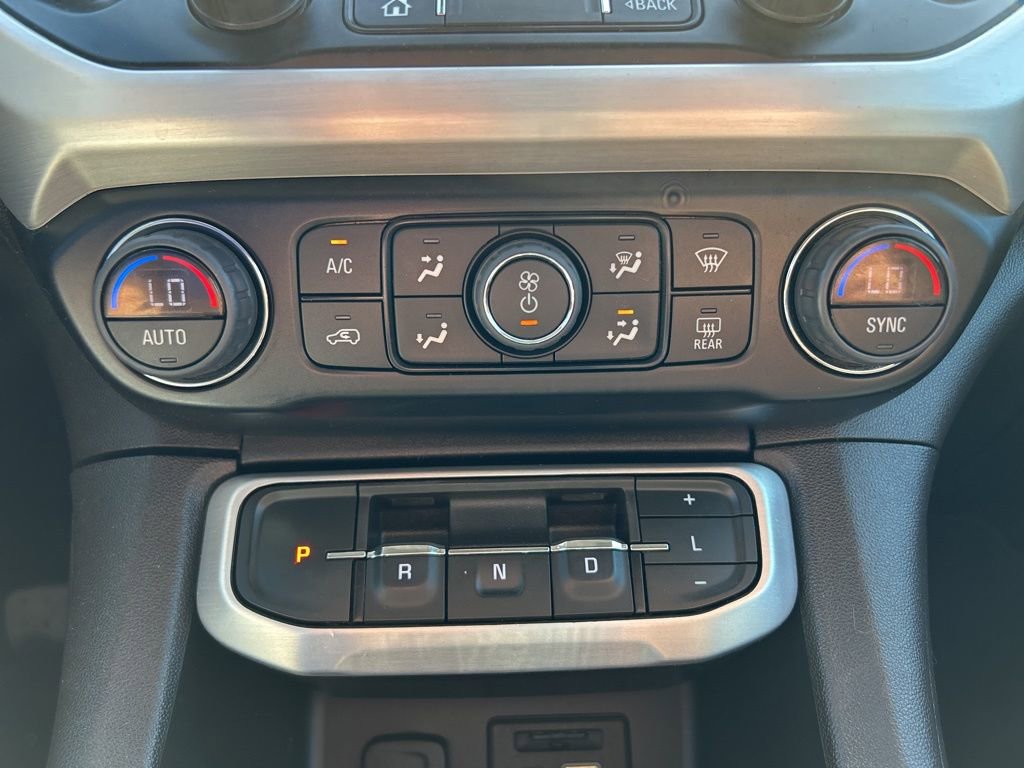Used 2023 GMC Acadia SLE w/ Infotainment Package image 32