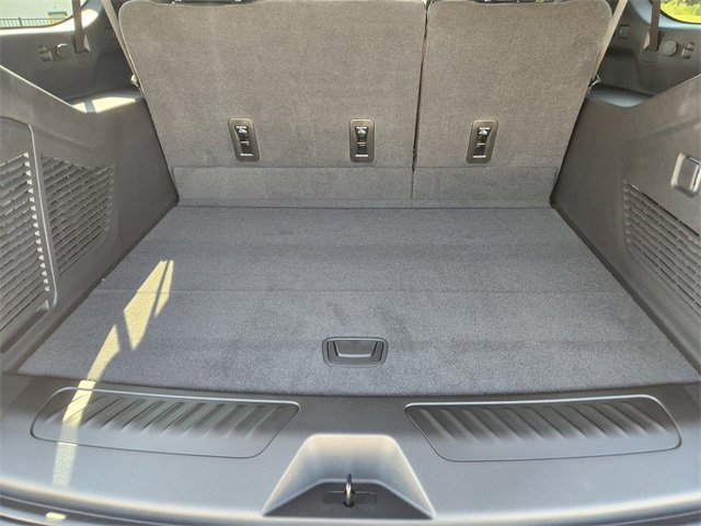 New 2026 Chevrolet Suburban LT w/ Comfort Package image 26