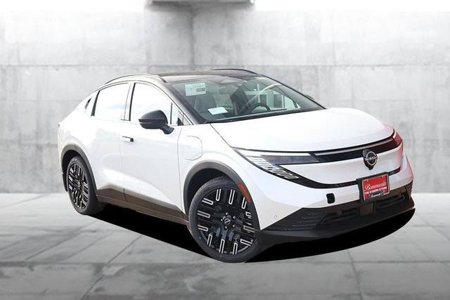 New 2026 Nissan Leaf Platinum+ w/ Cargo Package (Platinum+) FWD image 2