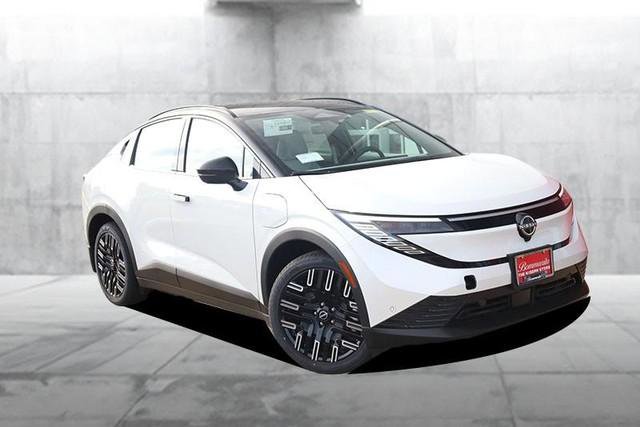 New 2026 Nissan Leaf Platinum+ w/ Cargo Package (Platinum+) FWD image 2