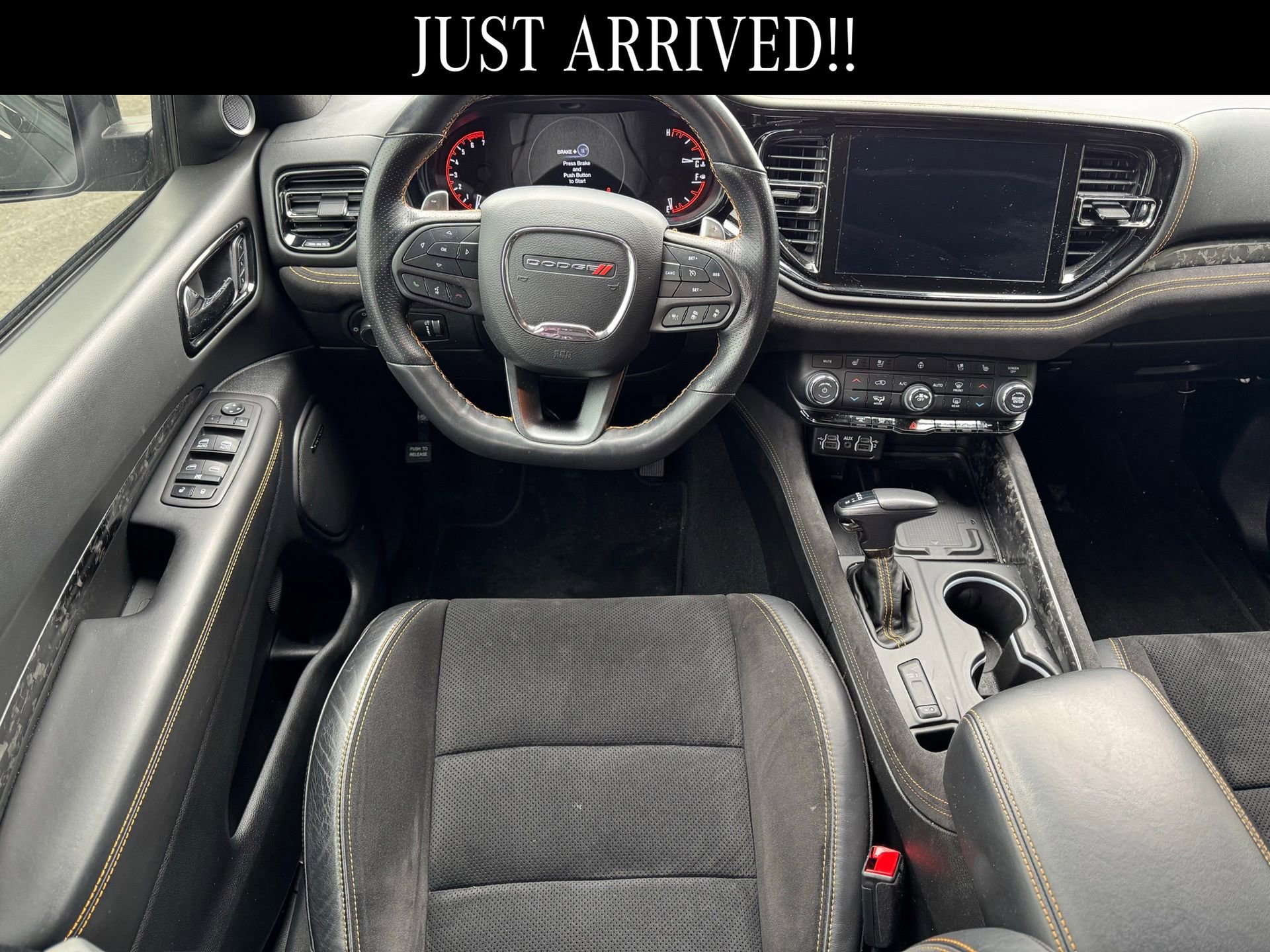 Used 2023 Dodge Durango R/T w/ Hemi Orange Plus Package image 8