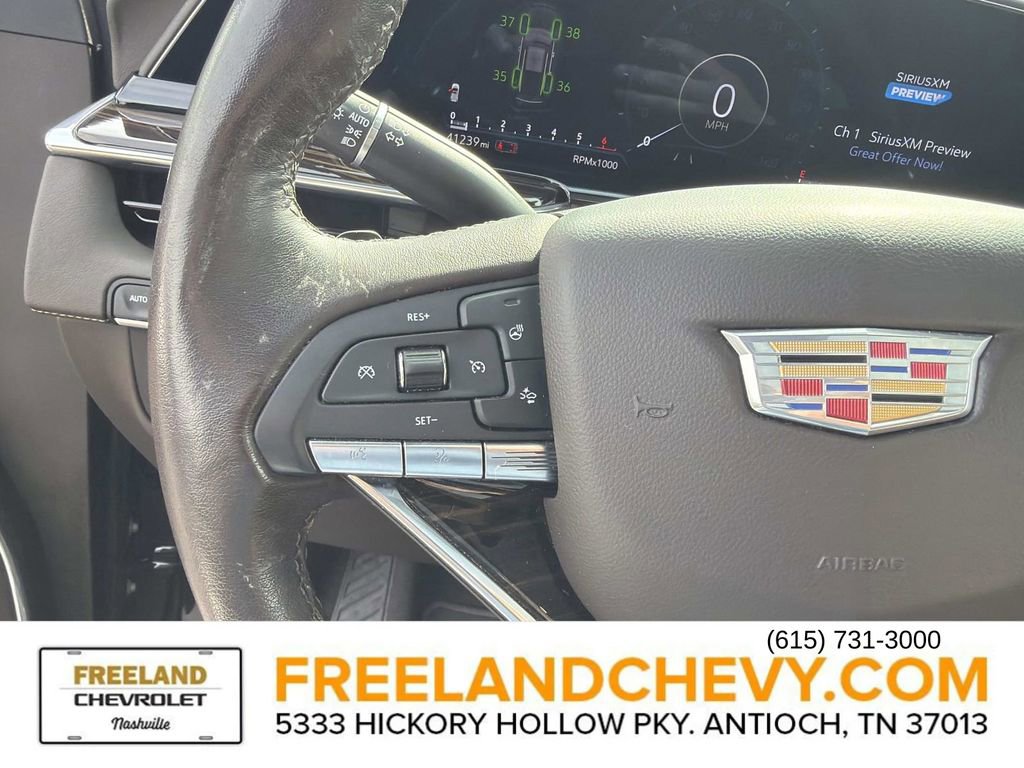 Used 2023 Cadillac Escalade Premium Luxury image 30