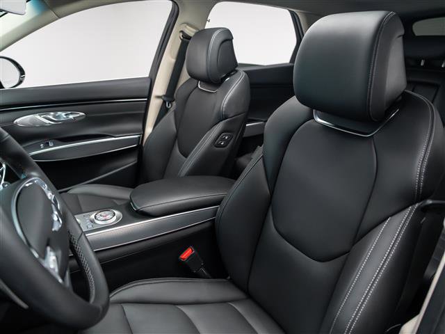 Used 2023 Genesis GV70 2.5T w/ Select Package image 19