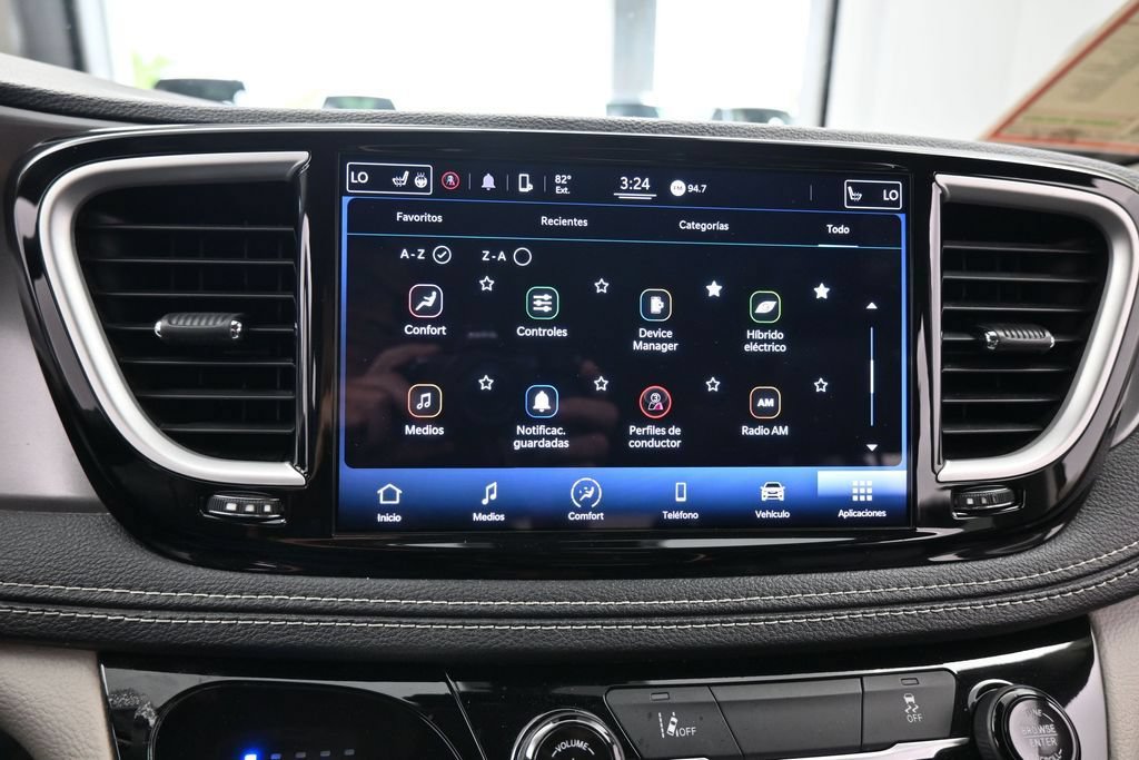 Used 2022 Chrysler Pacifica Touring-L FWD image 21